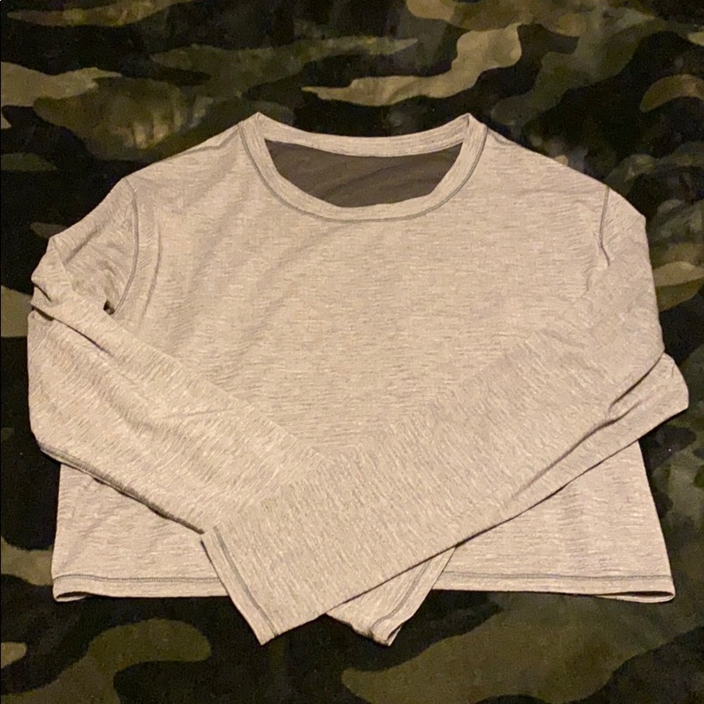 Lululemon crop top
